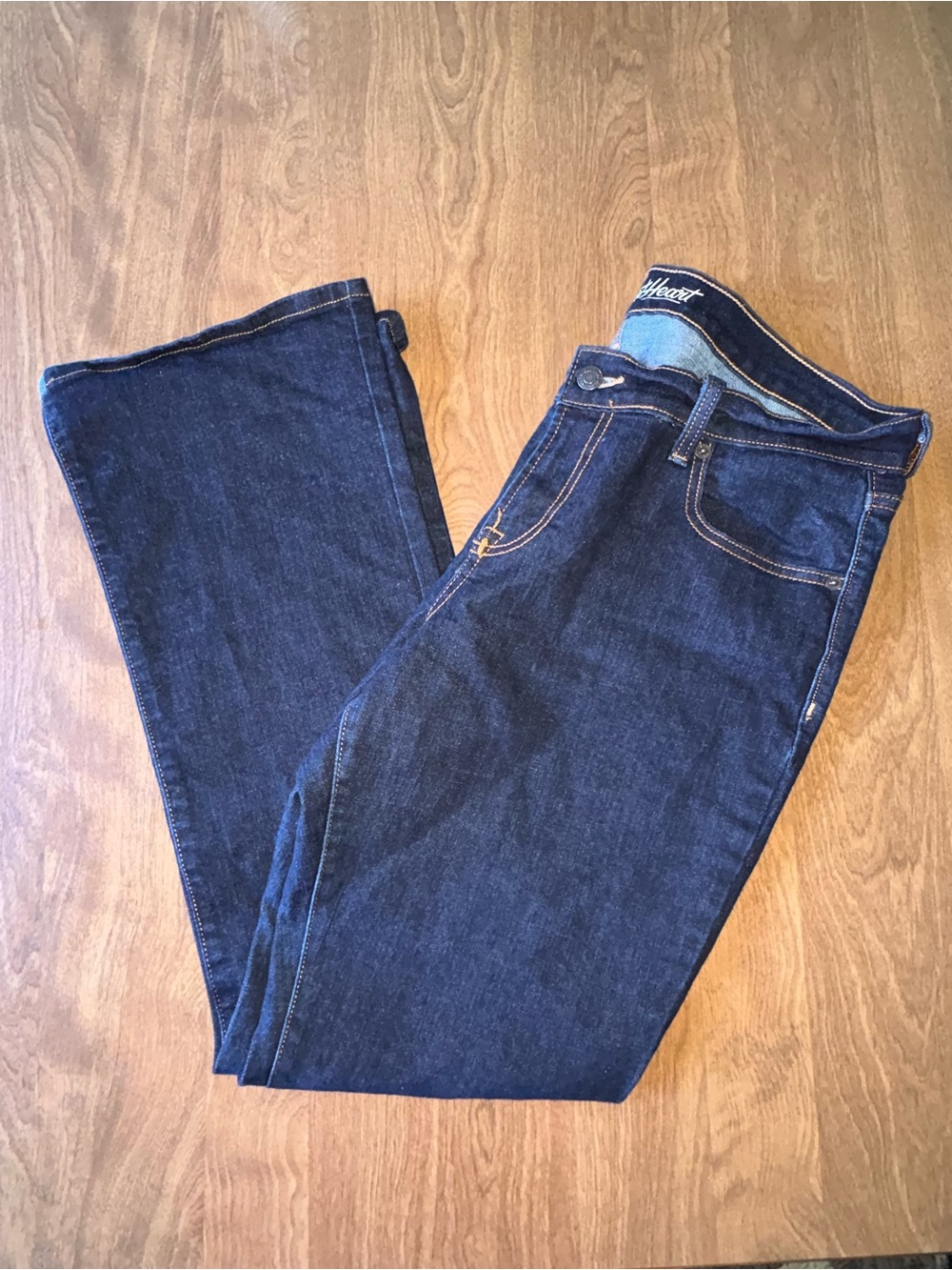 Old Navy Dark Indigo Straight-Leg Jeans “the sweetheart.”